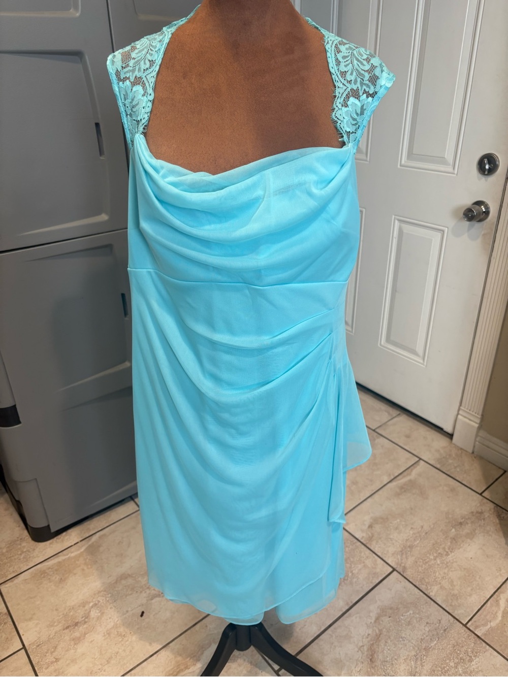 Scarlett Aqua Lace-Cap Midi Dress